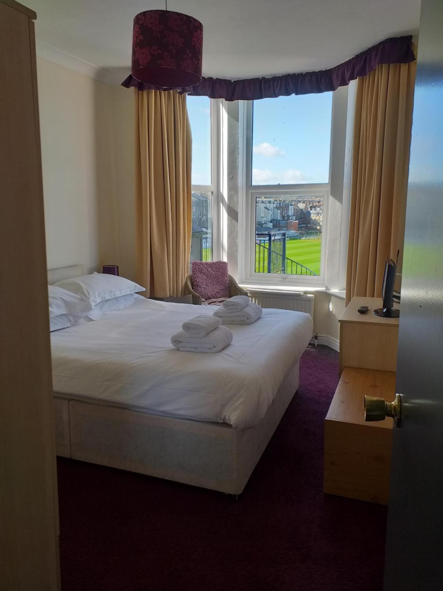 Dickie'S View Apartment Scarborough Bagian luar foto